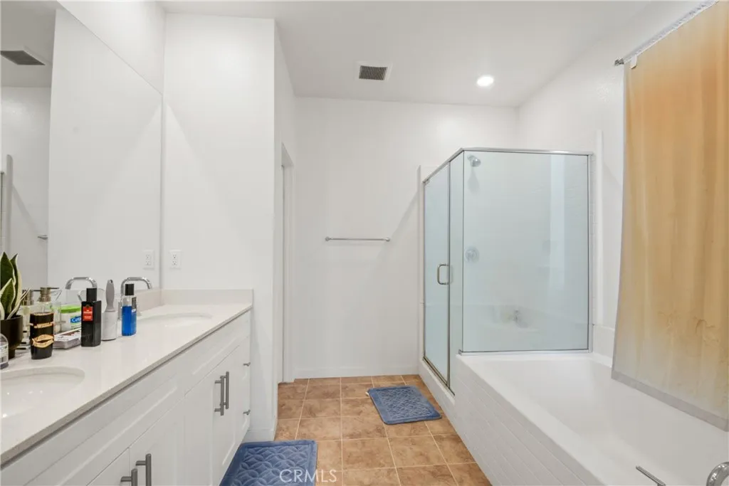 3677 S Nexa Paseo, Ontario, California 91761 home-pic-10