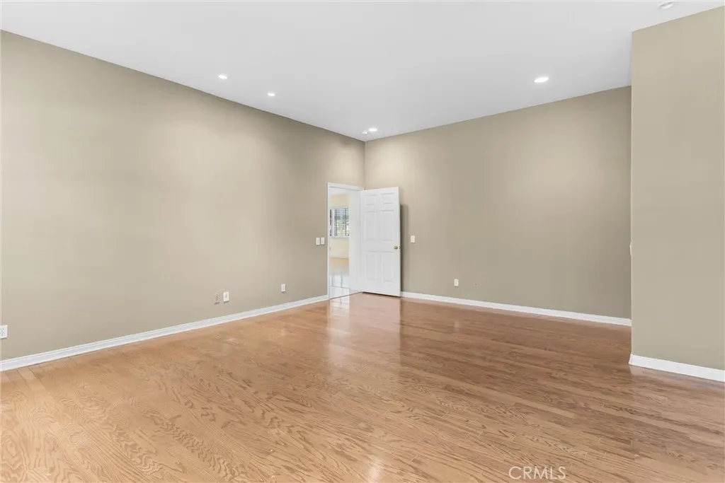 13776 Meadow View, Yucaipa, California 92399 home-pic-22