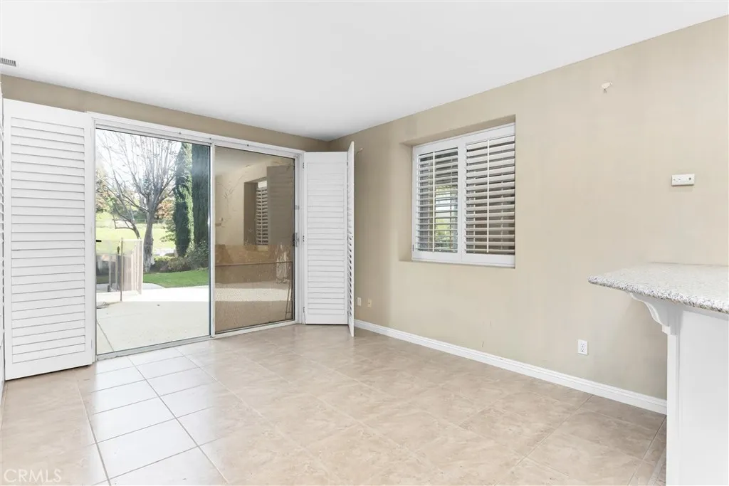 13776 Meadow View, Yucaipa, California 92399 home-pic-33