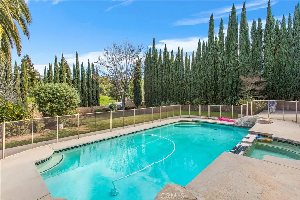 13776 Meadow View, Yucaipa, California 92399 home-pic-49