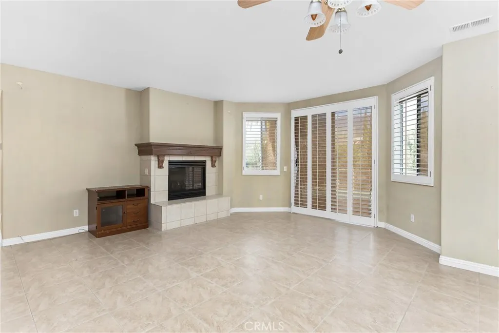 13776 Meadow View, Yucaipa, California 92399 home-pic-34
