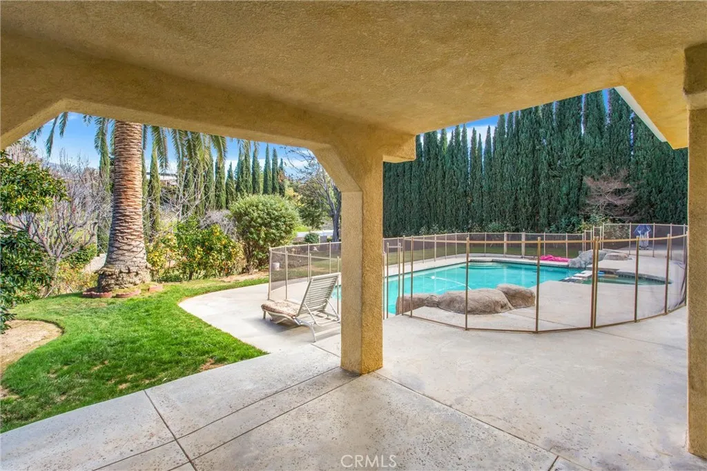 13776 Meadow View, Yucaipa, California 92399 home-pic-48