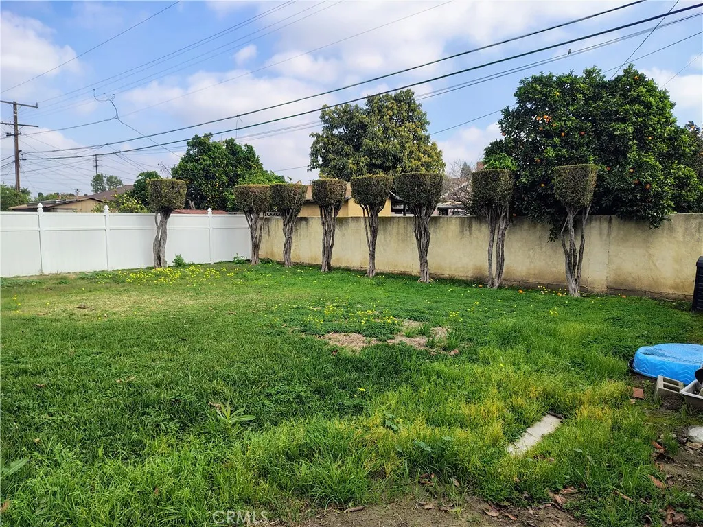 9106 Danby, Santa Fe Springs, California 90670 home-pic-12