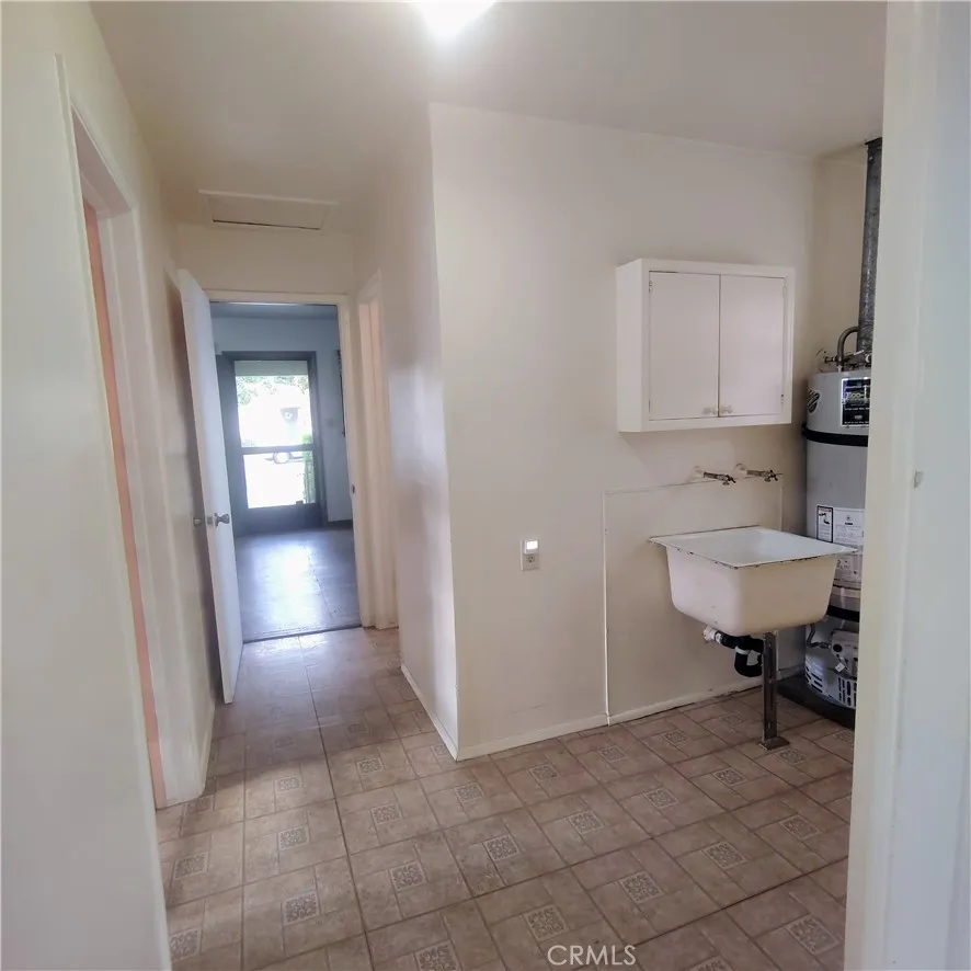 9106 Danby, Santa Fe Springs, California 90670 home-pic-36