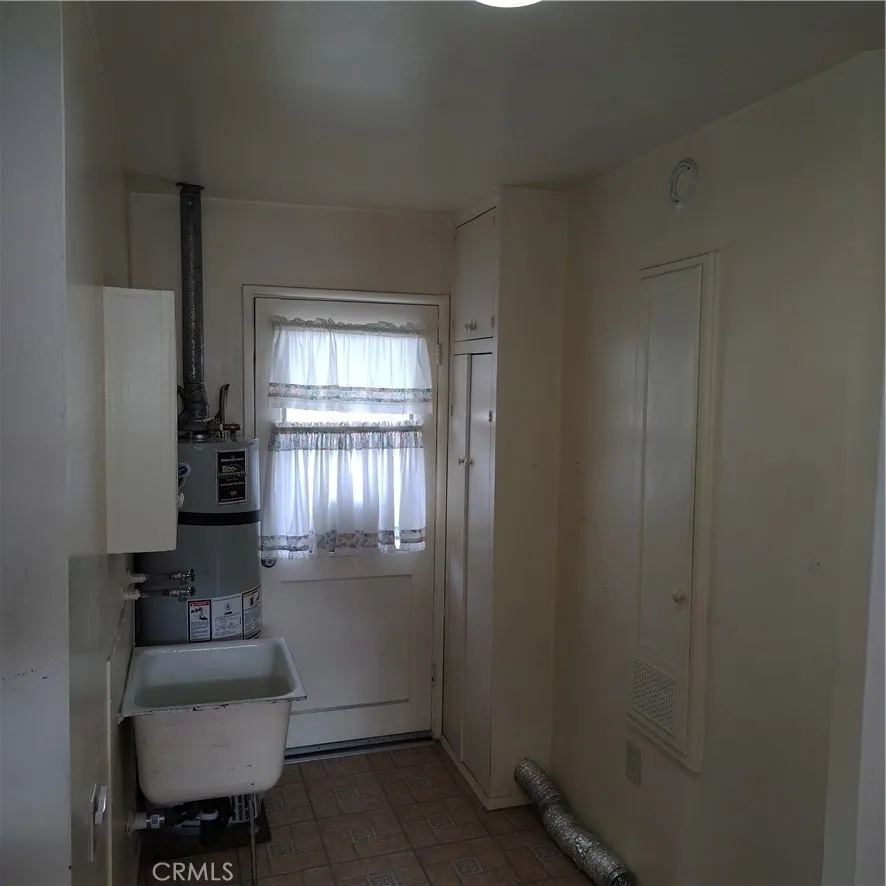 9106 Danby, Santa Fe Springs, California 90670 home-pic-27