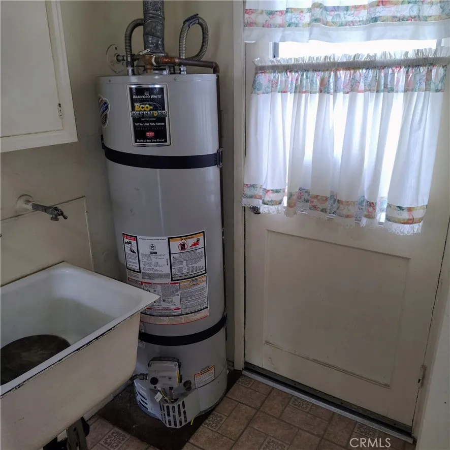 9106 Danby, Santa Fe Springs, California 90670 home-pic-30