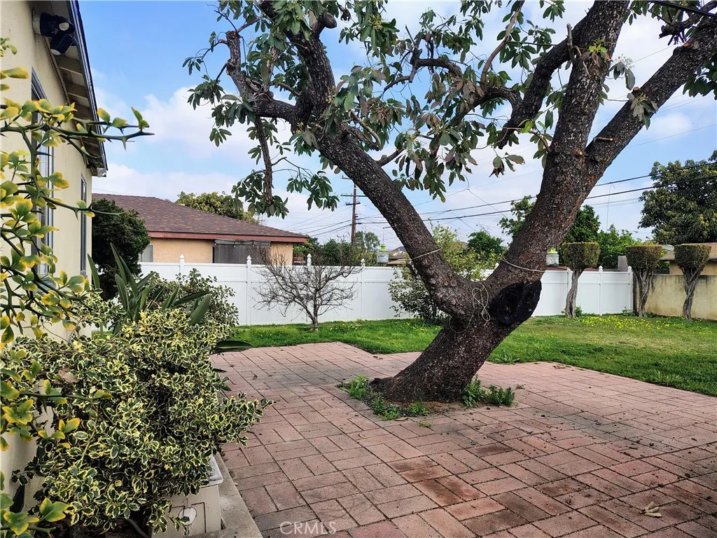 9106 Danby, Santa Fe Springs, California 90670 home-pic-9