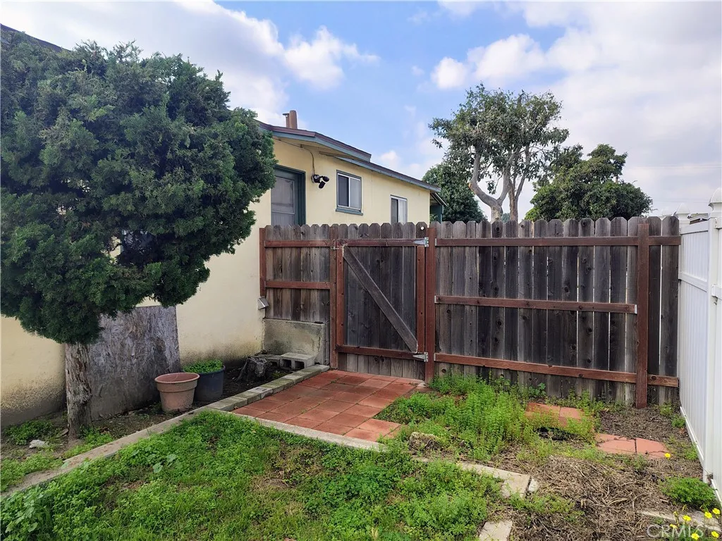 9106 Danby, Santa Fe Springs, California 90670 home-pic-16