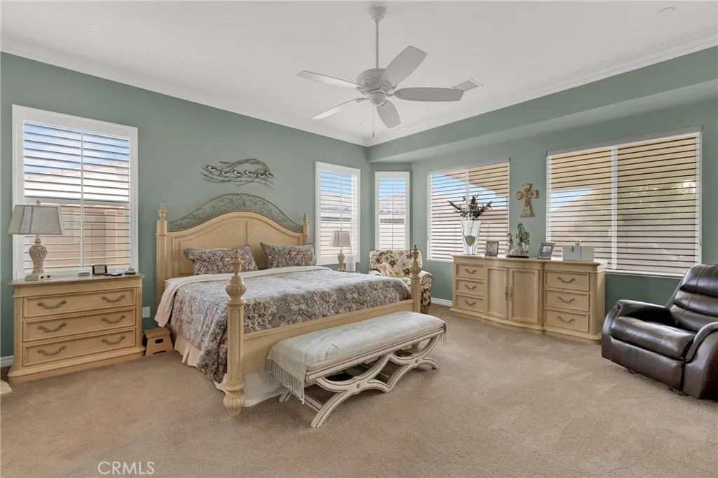 381 Nesting Bird, Beaumont, California 92223 home-pic-18