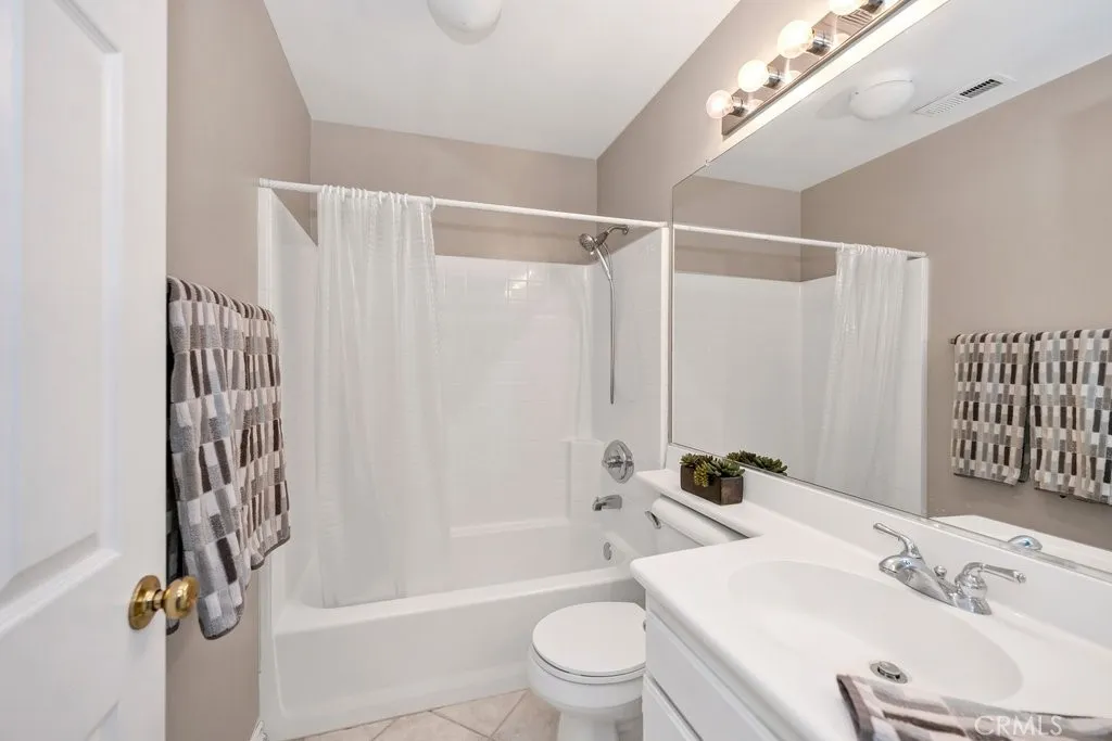 108 Peppertree, Monrovia, California 91016 home-pic-24