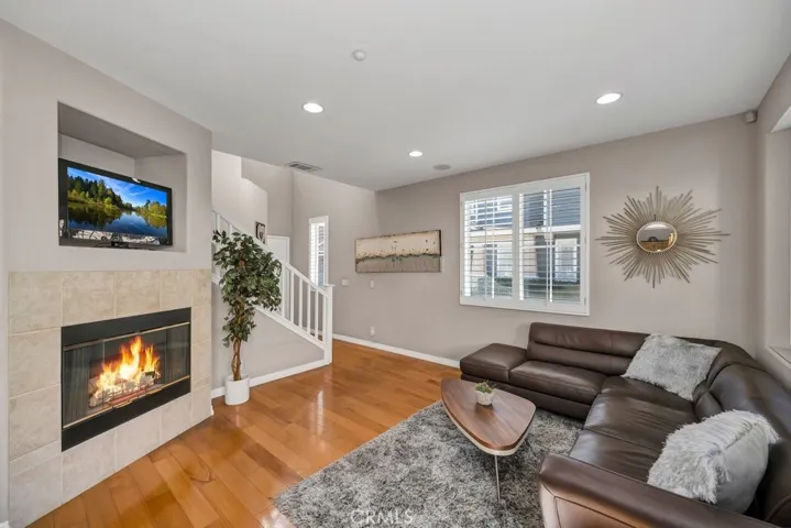 108 Peppertree, Monrovia, California 91016