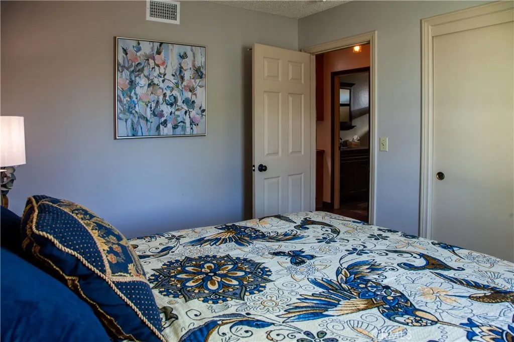 30225 Amber Lane, Hemet, California 92543 home-pic-36