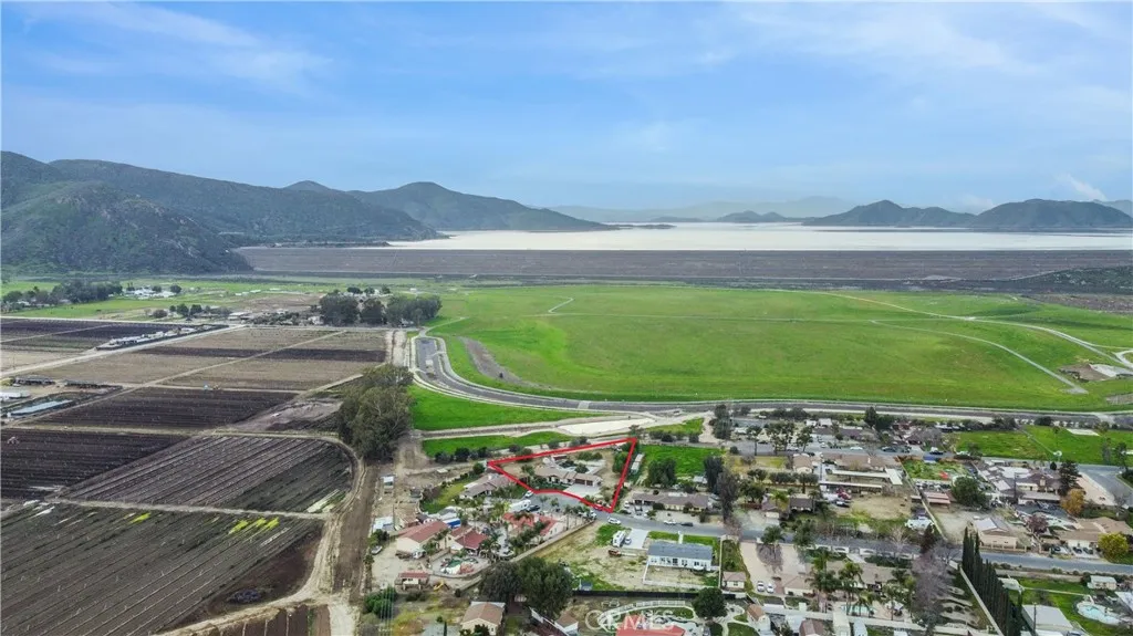 30225 Amber Lane, Hemet, California 92543 home-pic-61