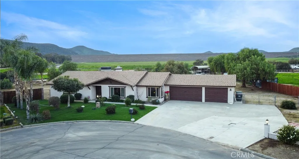 30225 Amber Lane, Hemet, California 92543 home-pic-65