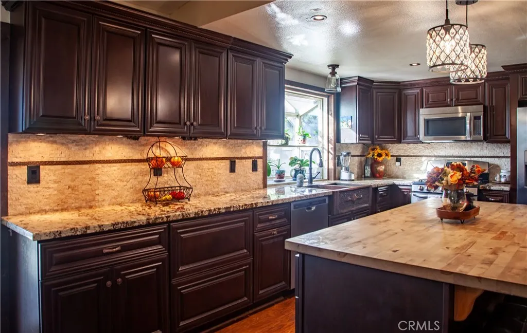 30225 Amber Lane, Hemet, California 92543 home-pic-18