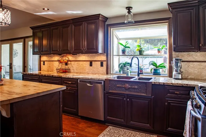 Upgraded hammered copper farm sink