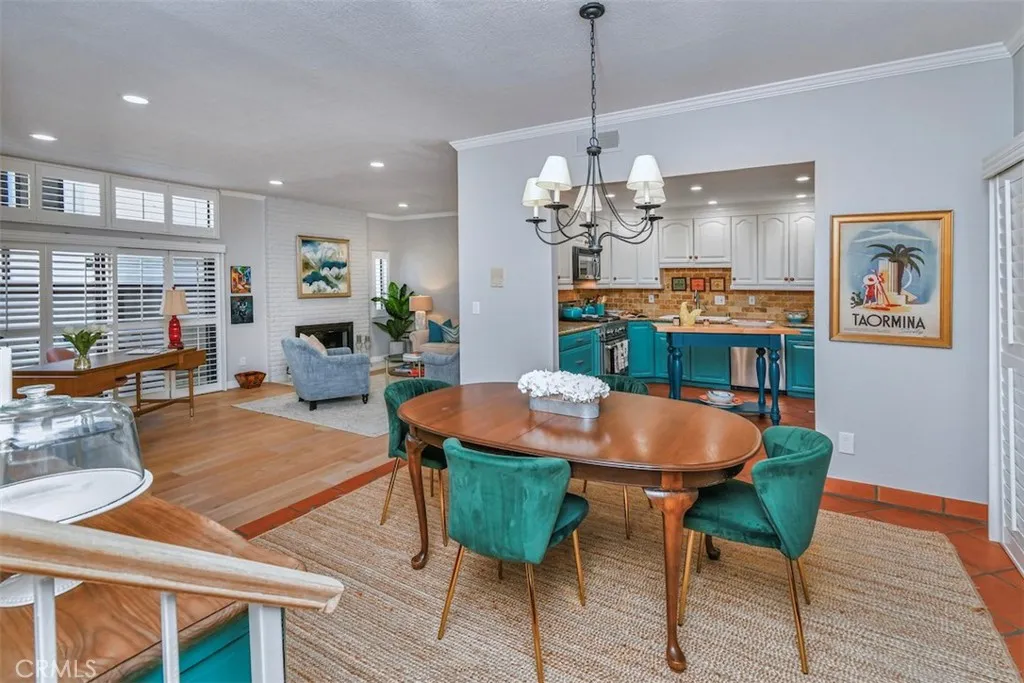 14529 Weddington 103, Sherman Oaks, California 91411 home-pic-1