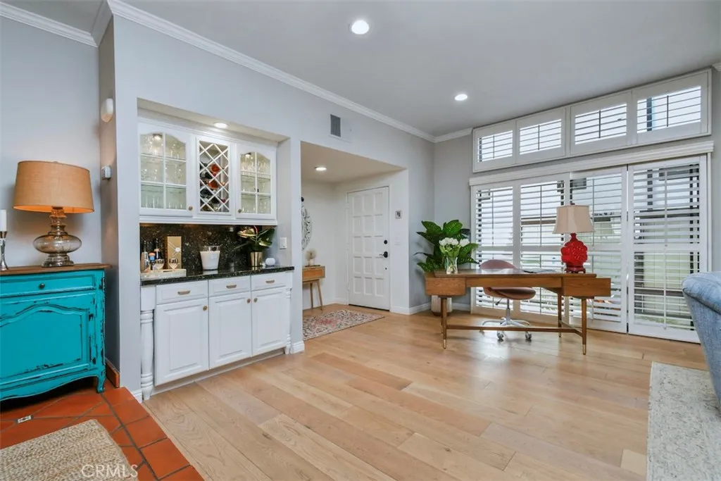 14529 Weddington 103, Sherman Oaks, California 91411 home-pic-7