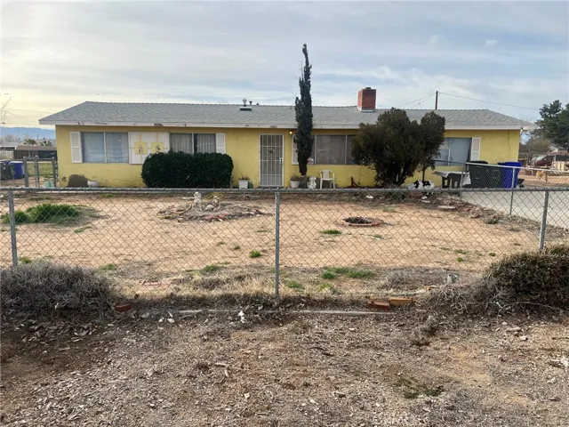 21865 Fox, Apple Valley, California 92307