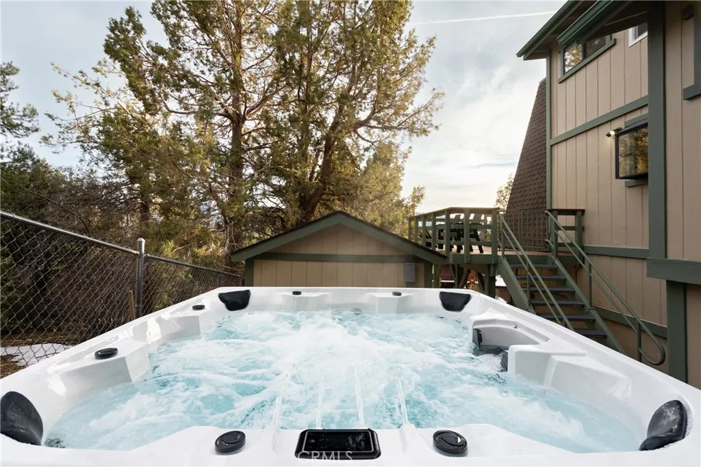 1117 Crater Mountain, Big Bear City, California 92314 home-pic-38