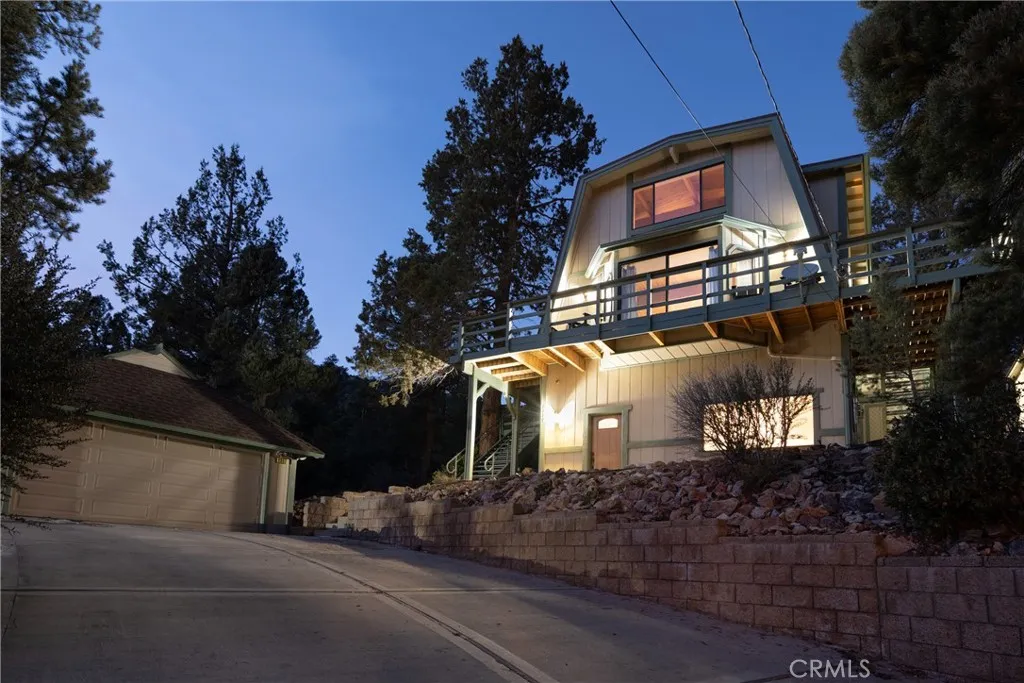 1117 Crater Mountain, Big Bear City, California 92314 home-pic-1