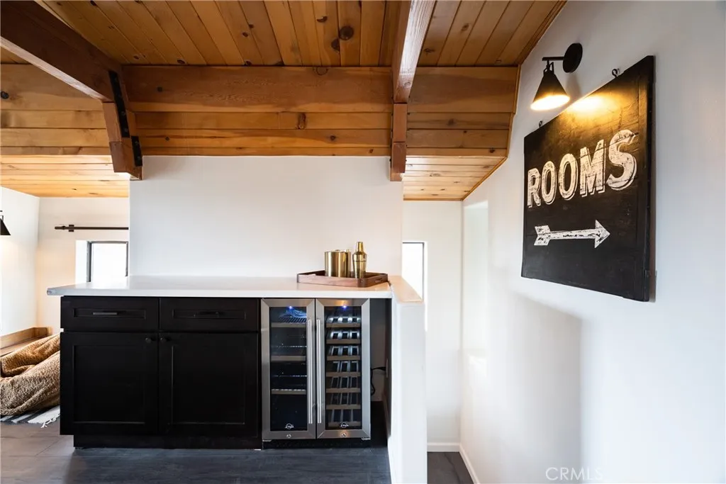 1117 Crater Mountain, Big Bear City, California 92314 home-pic-33