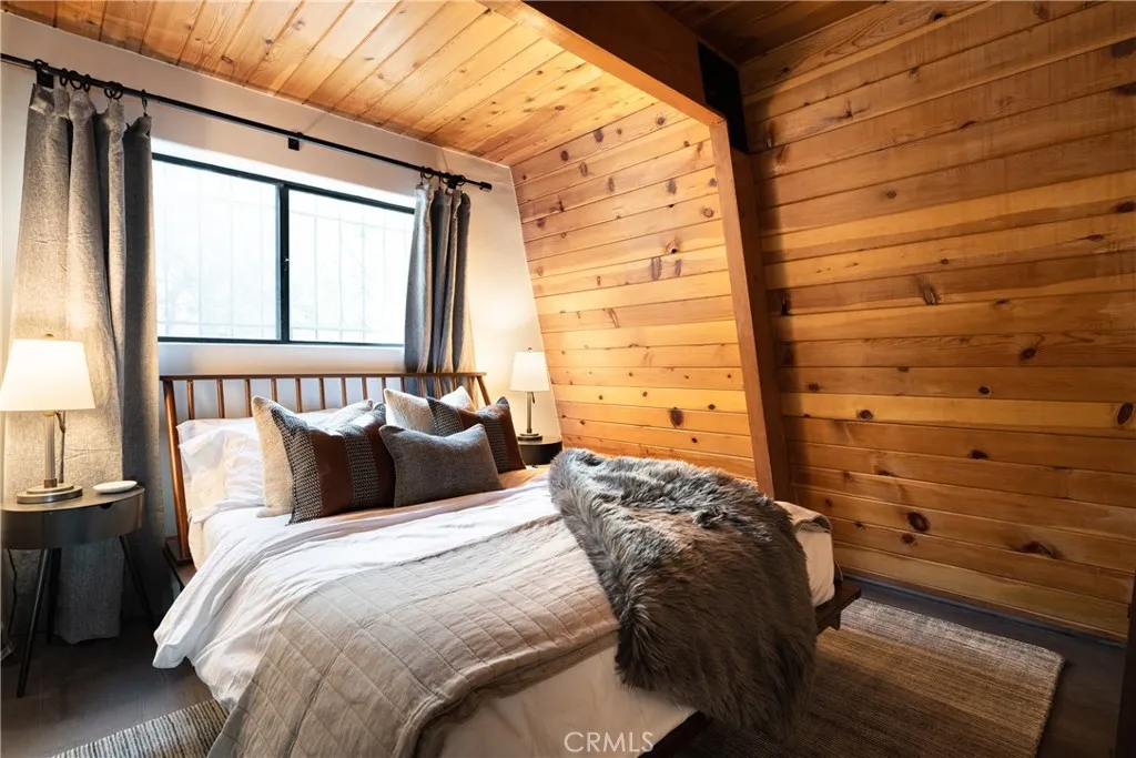 1117 Crater Mountain, Big Bear City, California 92314 home-pic-21