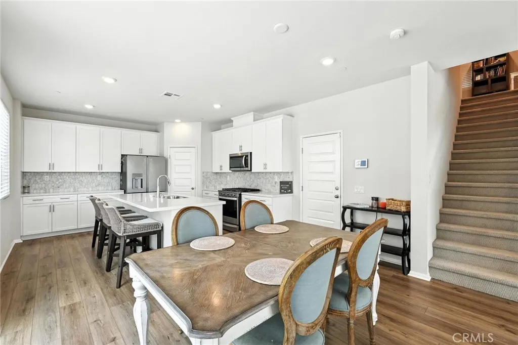 28267 Ashtree Street, Temecula, California 92591 home-pic-13