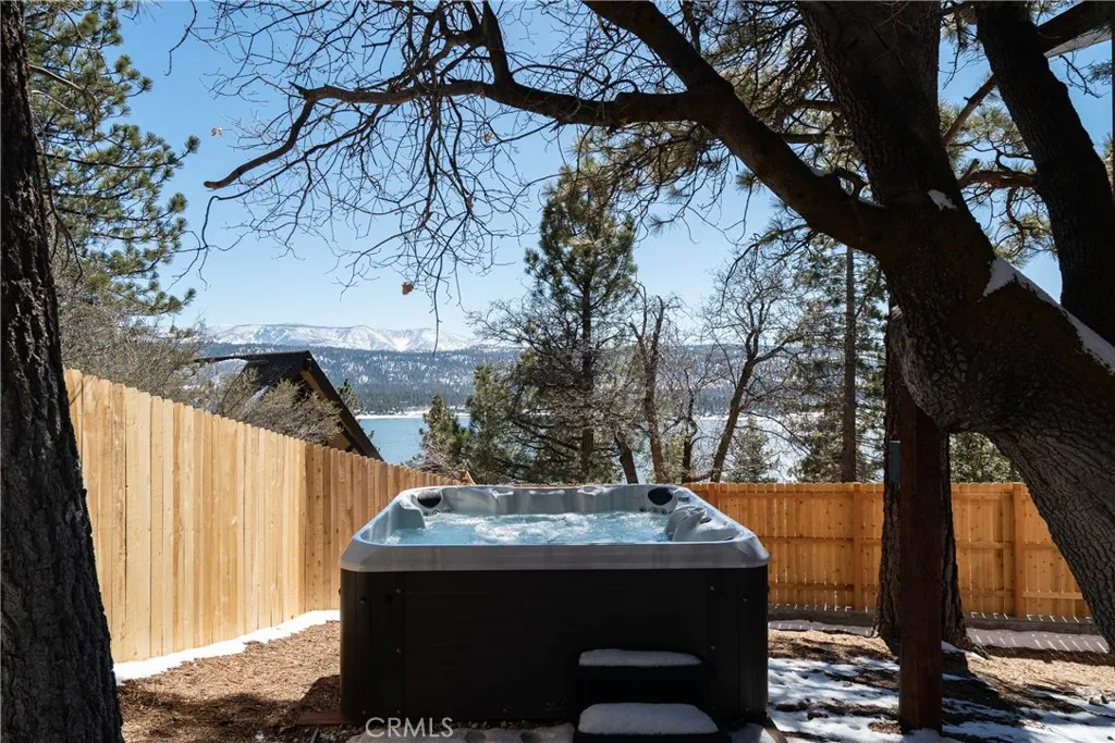 955 Deer Trail Lane, Fawnskin, California 92333 home-pic-43