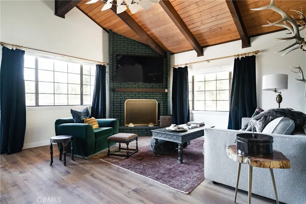 1132 Mount Shasta Road, Big Bear City, California 92314 home-pic-2