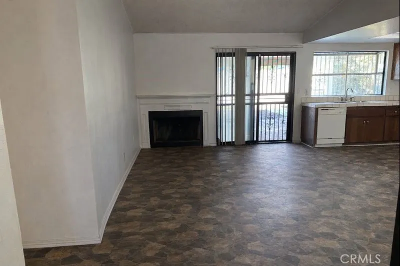 1614 Buckeye, Highland, California 92346 home-pic-4