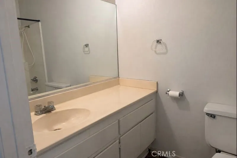 1614 Buckeye, Highland, California 92346 home-pic-8
