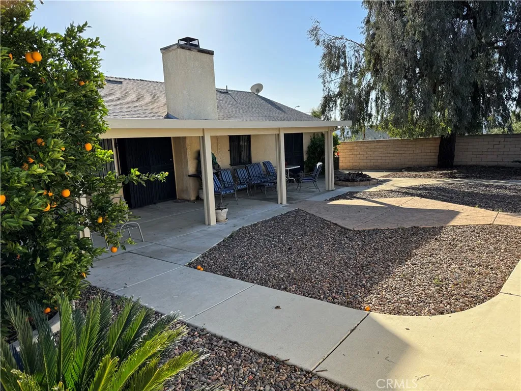 1614 Buckeye, Highland, California 92346 home-pic-15