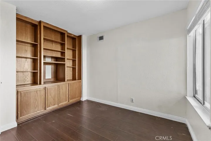 bedroom/office- unedited