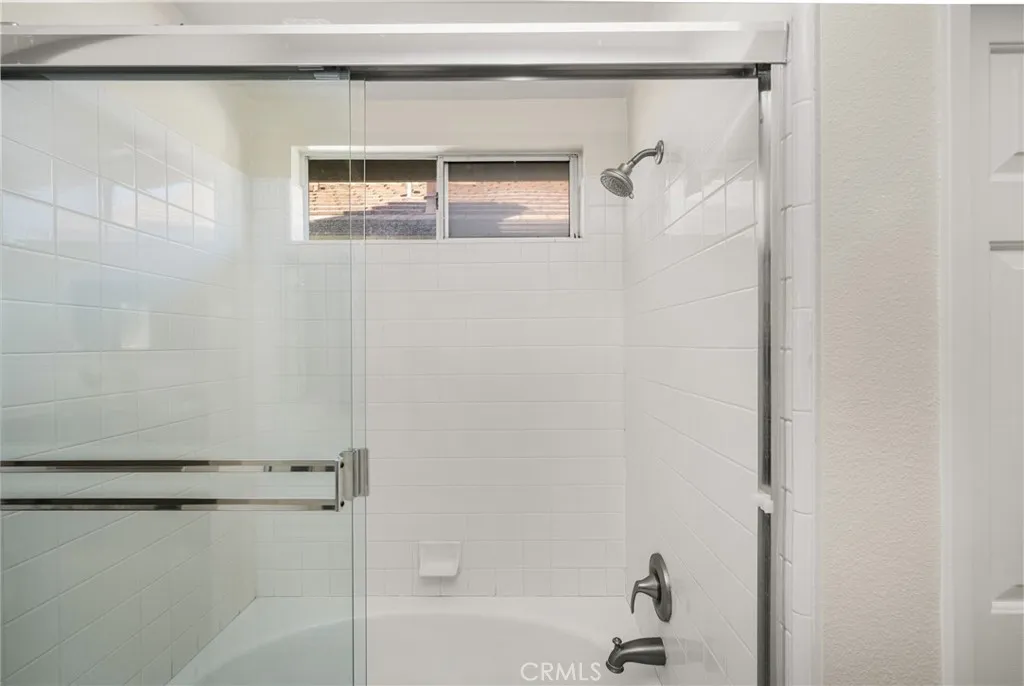 39 Touraine Place, Lake Forest, California 92610 home-pic-35