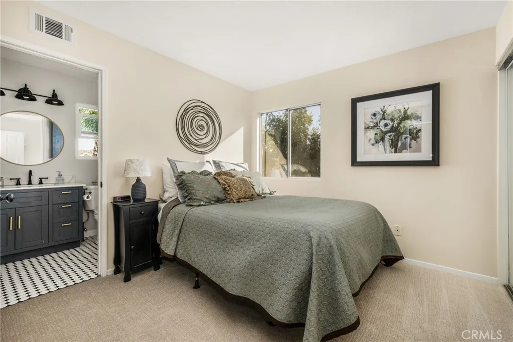 39 Touraine Place, Lake Forest, California 92610 home-pic-37