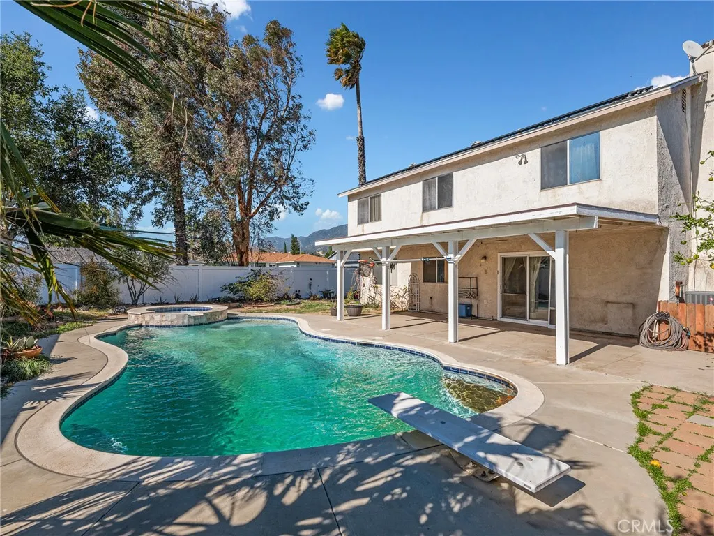 2425 Hyatt, San Bernardino, California 92407 home-pic-33