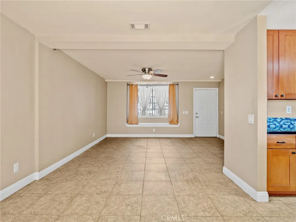 2425 Hyatt, San Bernardino, California 92407 home-pic-14