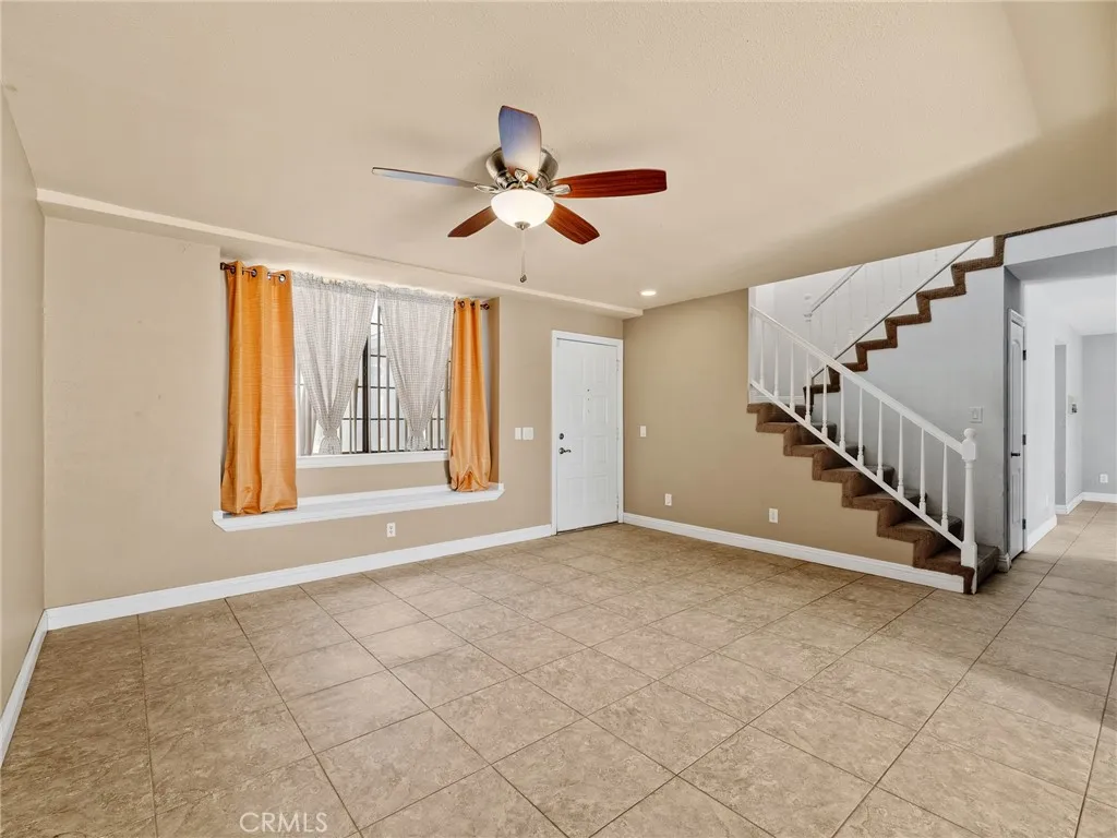 2425 Hyatt, San Bernardino, California 92407 home-pic-5