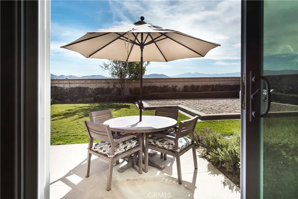 11829 Confluence Dr, Jurupa Valley, California 91752 home-pic-29