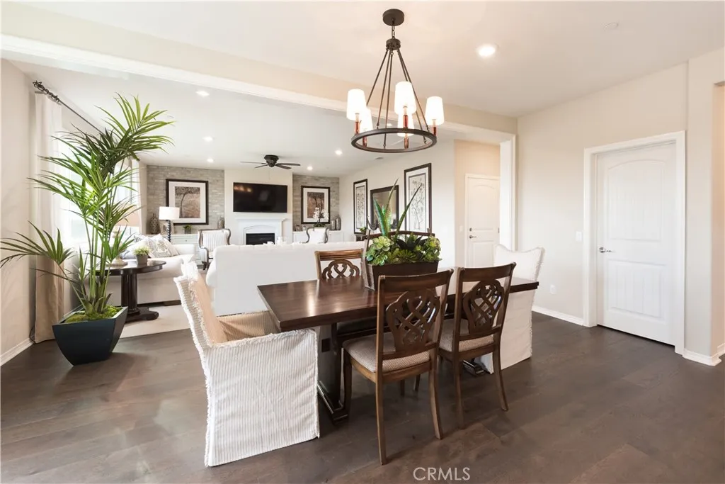 11829 Confluence Dr, Jurupa Valley, California 91752 home-pic-10