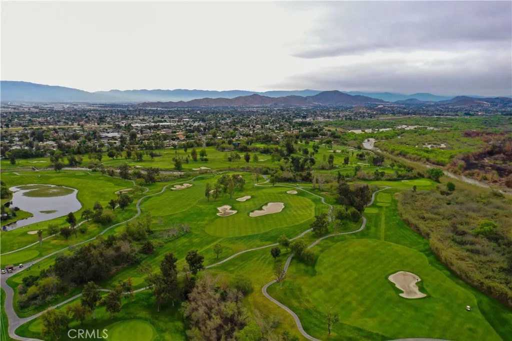 11829 Confluence Dr, Jurupa Valley, California 91752 home-pic-37