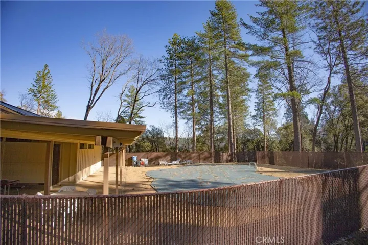 Amenity of HOA - POOL