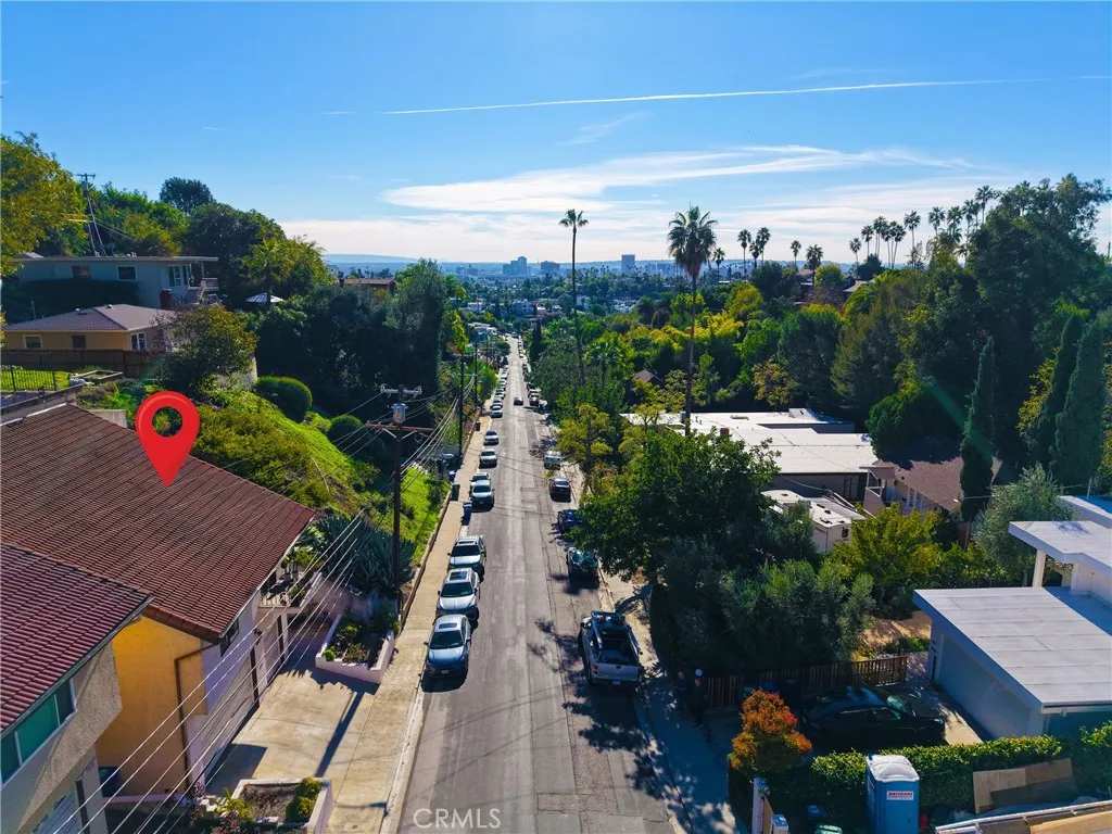 1832 Redcliff Street, Los Angeles, California 90026 home-pic-32