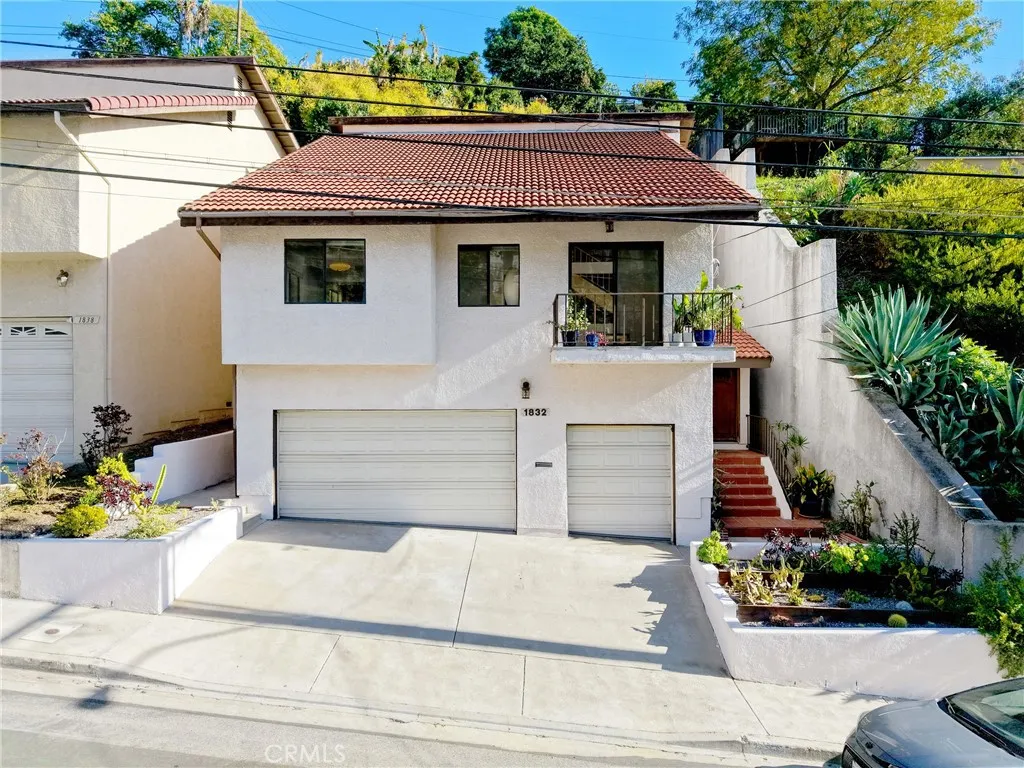 1832 Redcliff Street, Los Angeles, California 90026 home-pic-1