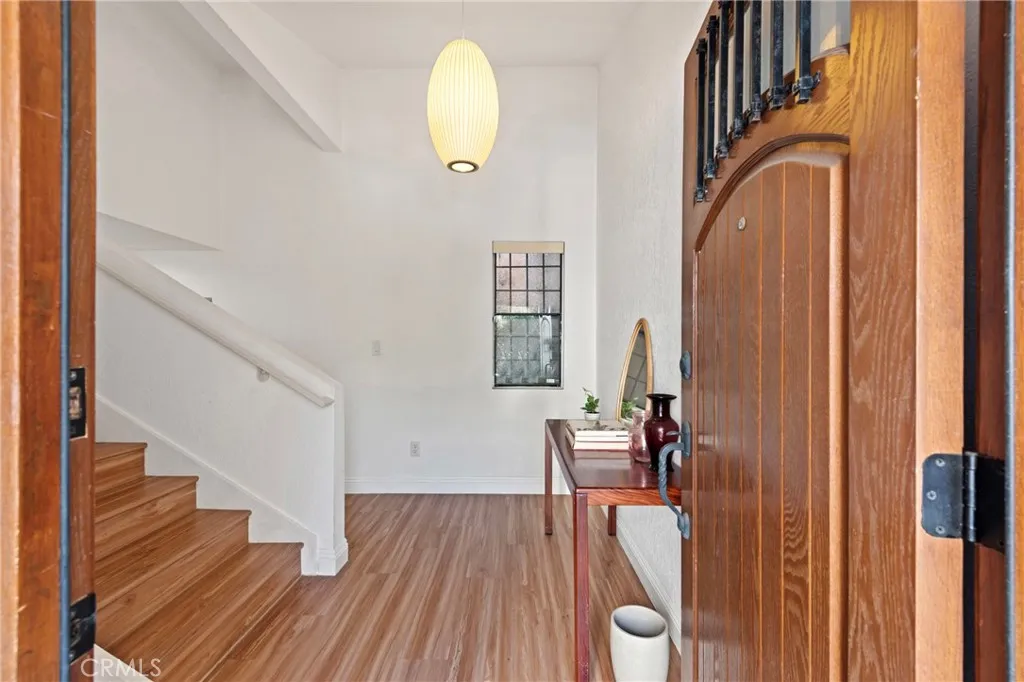 1832 Redcliff Street, Los Angeles, California 90026 home-pic-3