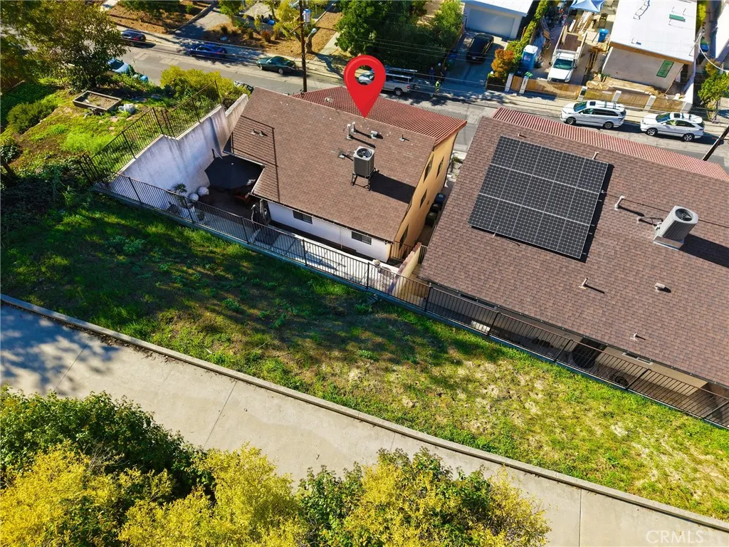 1832 Redcliff Street, Los Angeles, California 90026 home-pic-29