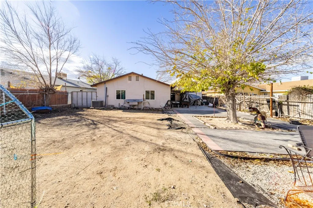43352 Edson, Lancaster, California 93536 home-pic-22