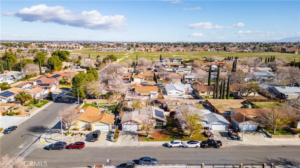 43352 Edson, Lancaster, California 93536 home-pic-25