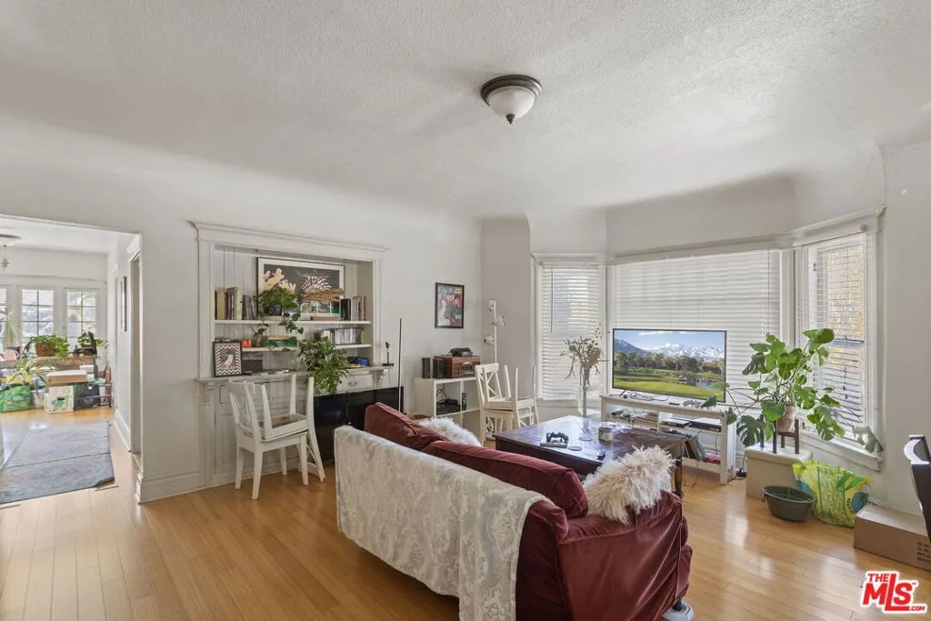 1348 Kellam Avenue, Los Angeles, California 90026 home-pic-5